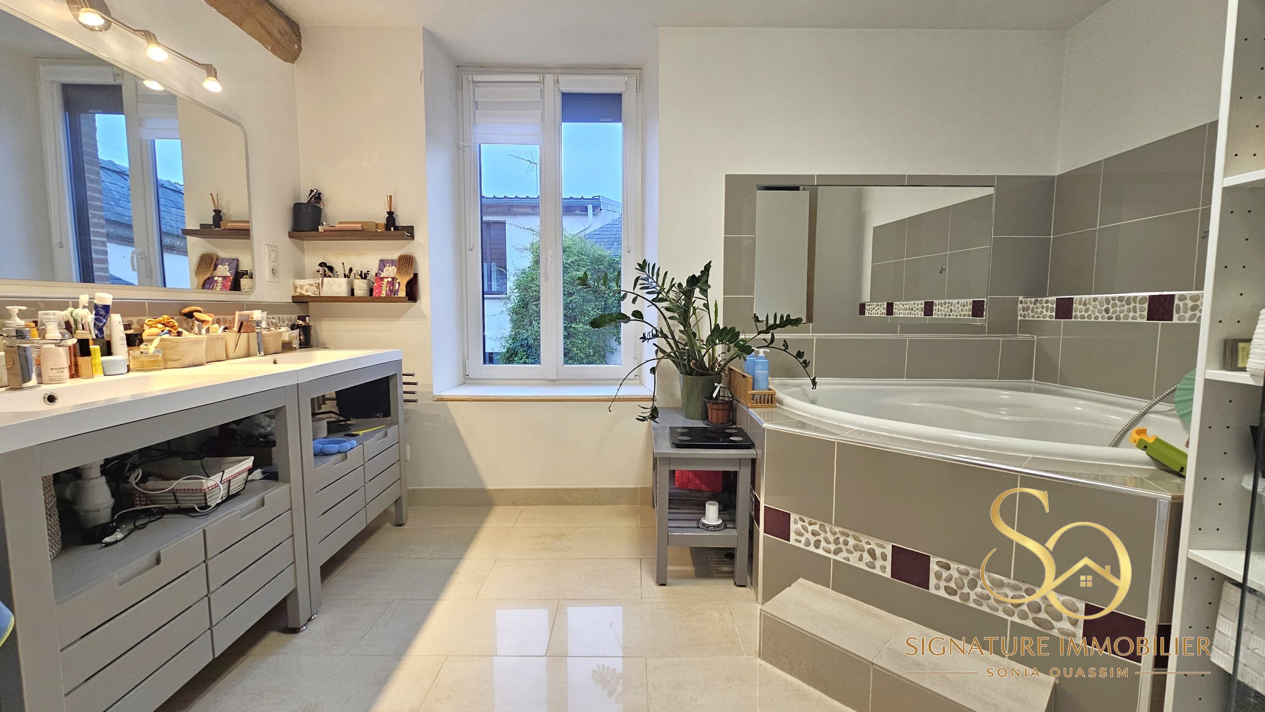 Maison de caractère et dépendances à 5 min d'EPERNAY (DIZY 51530) - 540 800 € Maison à vendre à Dizy 51 près d'Épernay