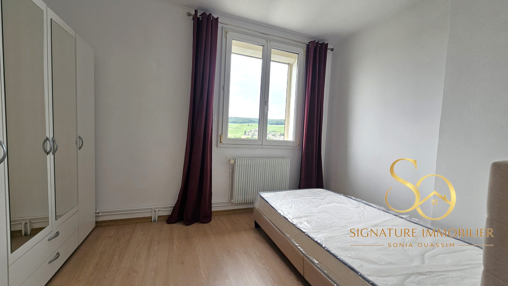 Maison 5 pièces, jardin, garage, sous-sol à EPERNAY (51200) - 244 400 € Maison à vendre à Epernay (51200) chambre 3 signature immobilier