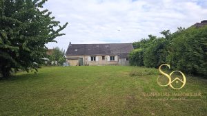 Maison familiale avec vie de plain-pied et grand terrain de 1 430 m2 à Vouzy (51130) – 197 000 €
