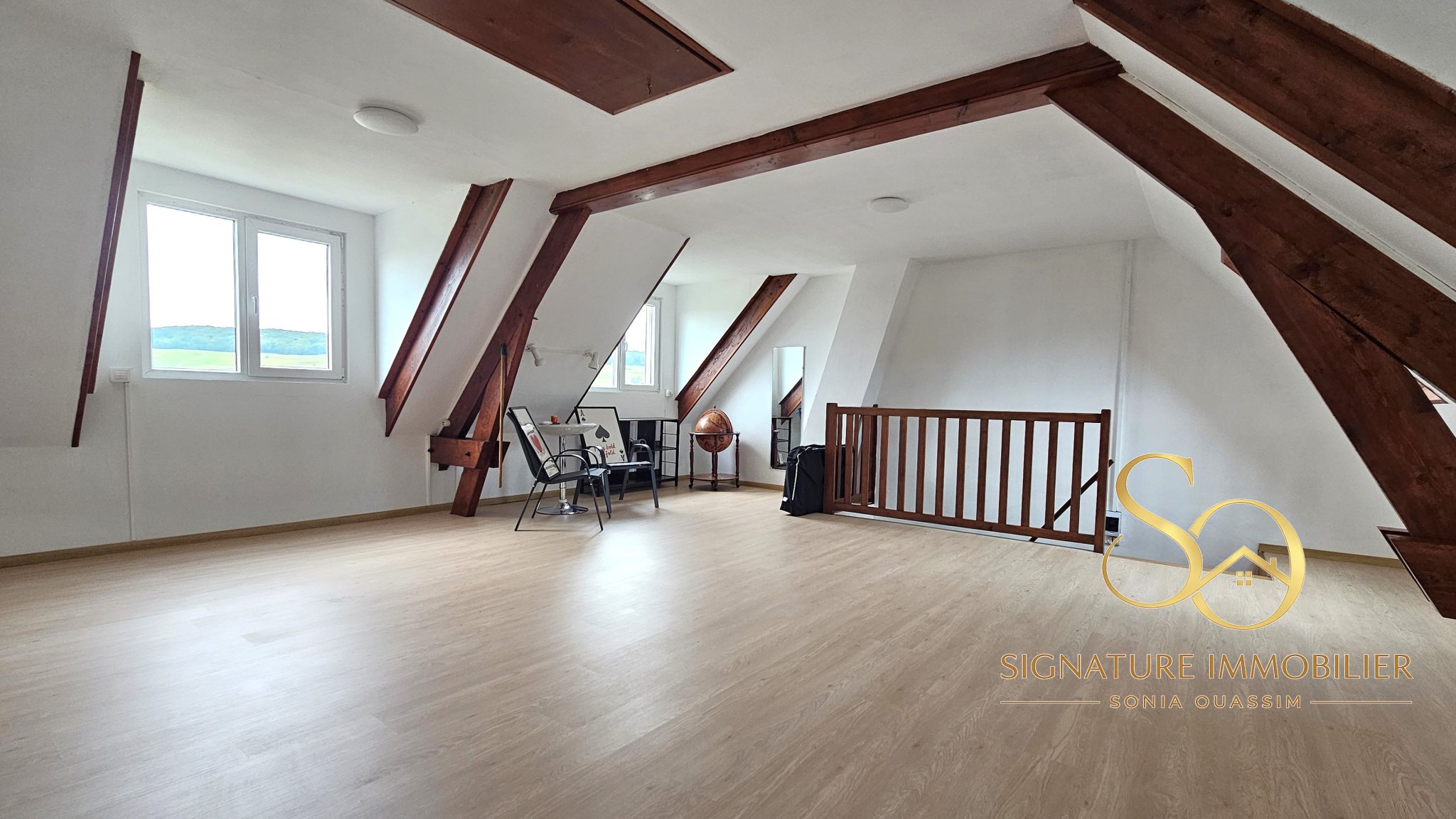 Maison 5 pièces, jardin, garage, sous-sol à EPERNAY (51200) - 244 400 € Maison à vendre à Epernay (51200) chambre 4. signature immobilier