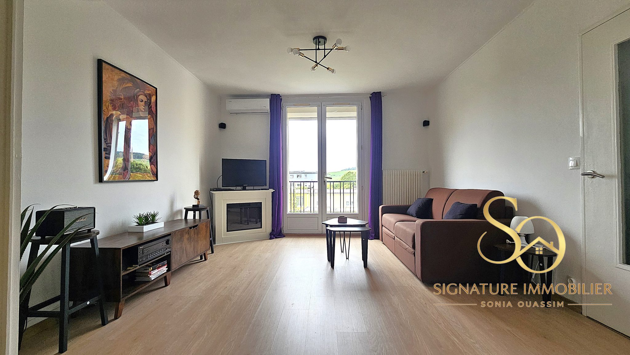 Maison 5 pièces, jardin, garage, sous-sol à EPERNAY (51200) - 244 400 € Maison à vendre à Epernay (51200) salon signature immobilier
