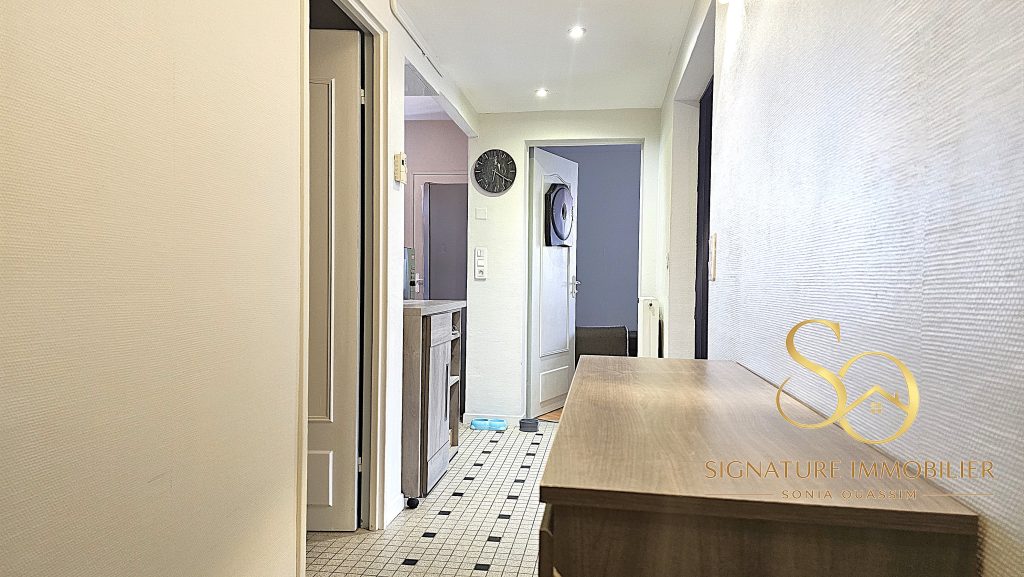 Appartement T3 avec balcon, cave et garage à Épernay (51200) - 115 000 € 20260929 182015 signature immobilier