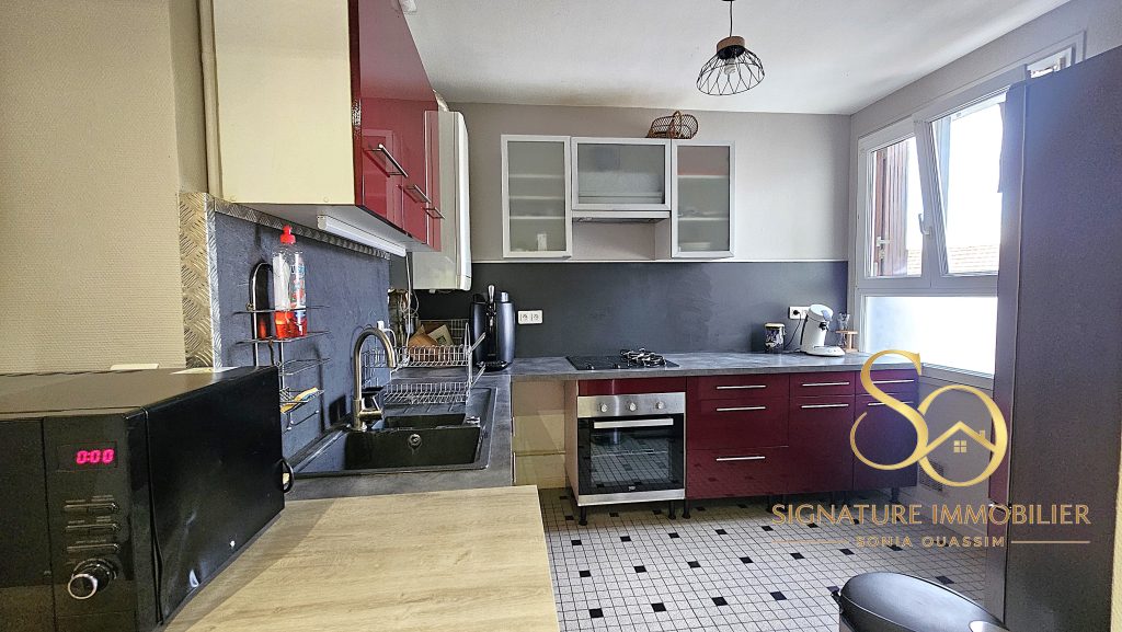 Appartement T3 avec balcon, cave et garage à Épernay (51200) - 115 000 € 20260929 182122 signature immobilier