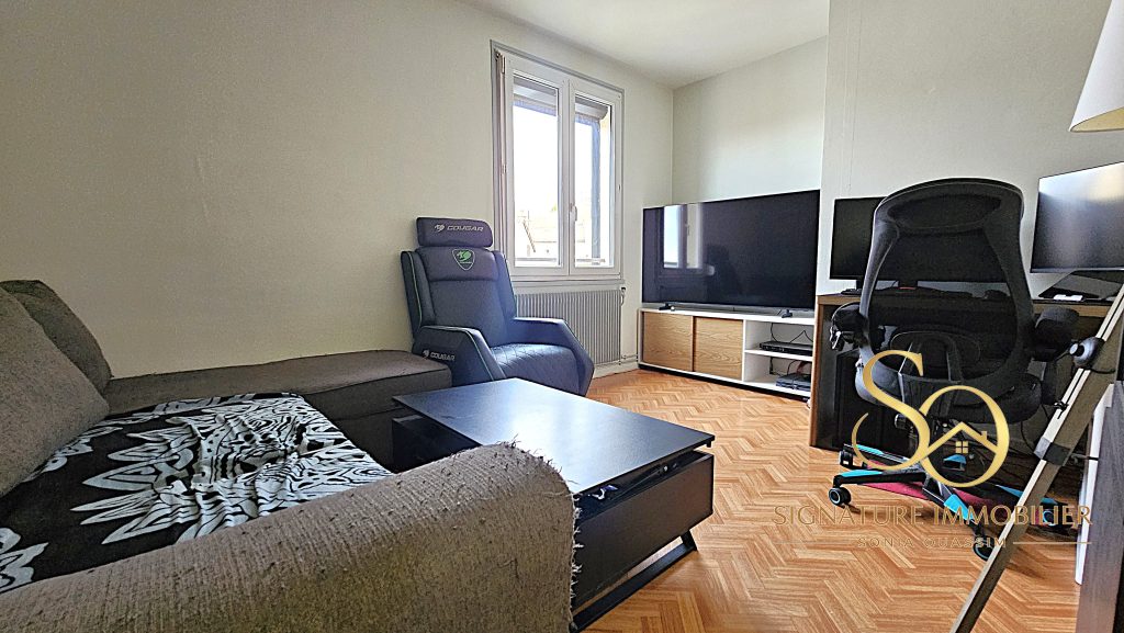 Appartement T3 avec balcon, cave et garage à Épernay (51200) - 115 000 € 20260929 182326 signature immobilier