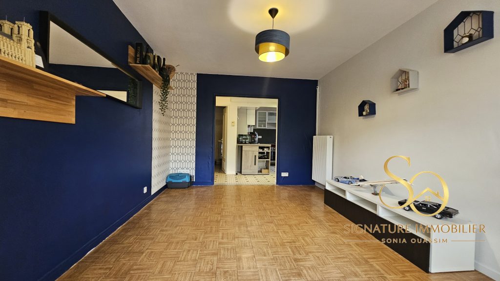 Appartement T3 avec balcon, cave et garage à Épernay (51200) - 115 000 € 20260929 182641 signature immobilier