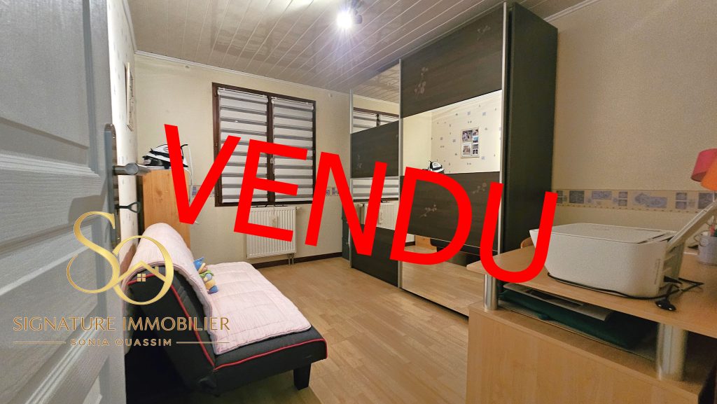 VENDU - Maison plain-pied, 3 chambres, garage, jardin à JALONS (51150) - 259 700 € chambre 1 signature immobilier
